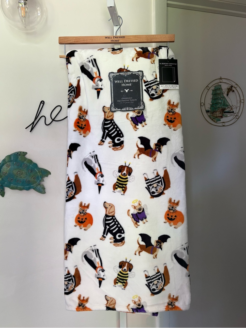 NEW Well Dressed Home Dogs In Halloween Costumes Throw Blanket 60”x70”
